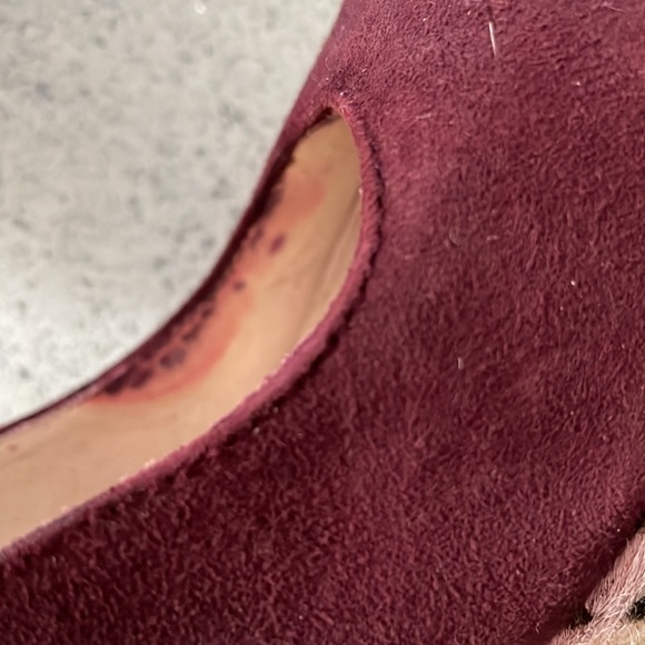 🔥Host pick🔥Kate & Mel Burgundy & Zebra Suede Platform Shoes - Picture 6 of 9